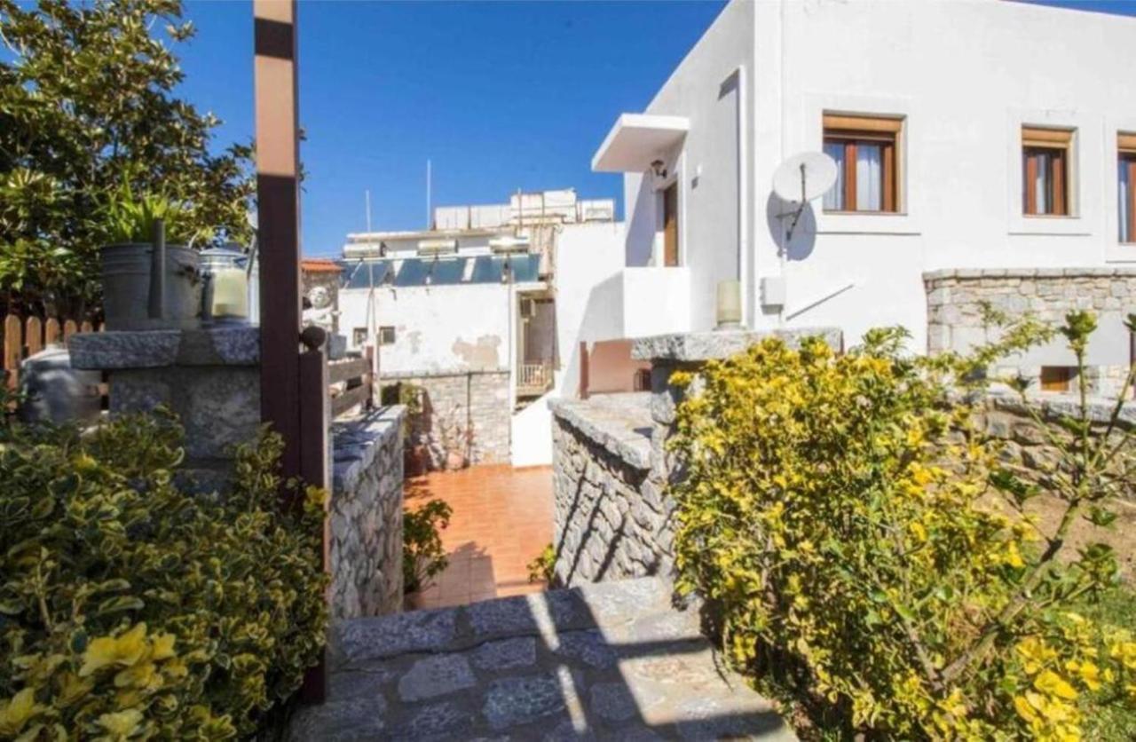 Malvazios Villas #2 Jýthio Eksteriør bilde
